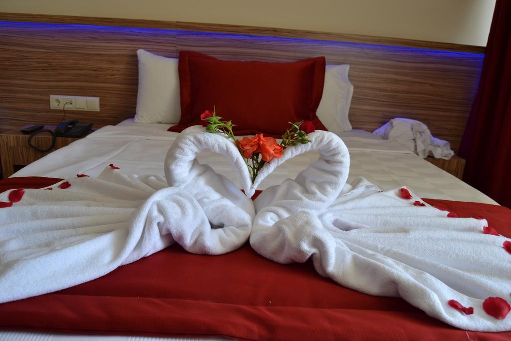 Belmare Hotel Кушадасы Экстерьер фото